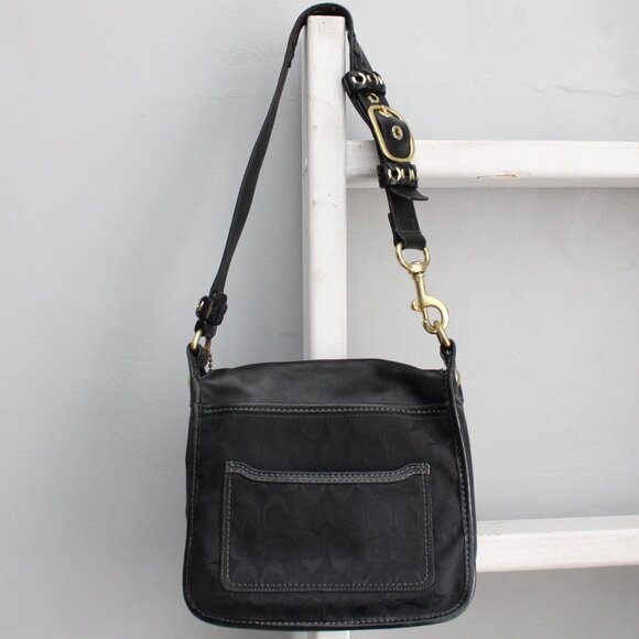 Coach Vintage Y2K Bleecker Black Legacy Signature Shoulder Bag Purse 11434 - Picture 2 of 10
